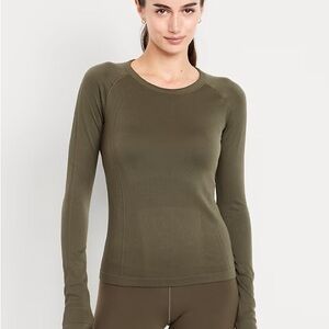 Old navy go dry workout Long Sleeve Women's Top